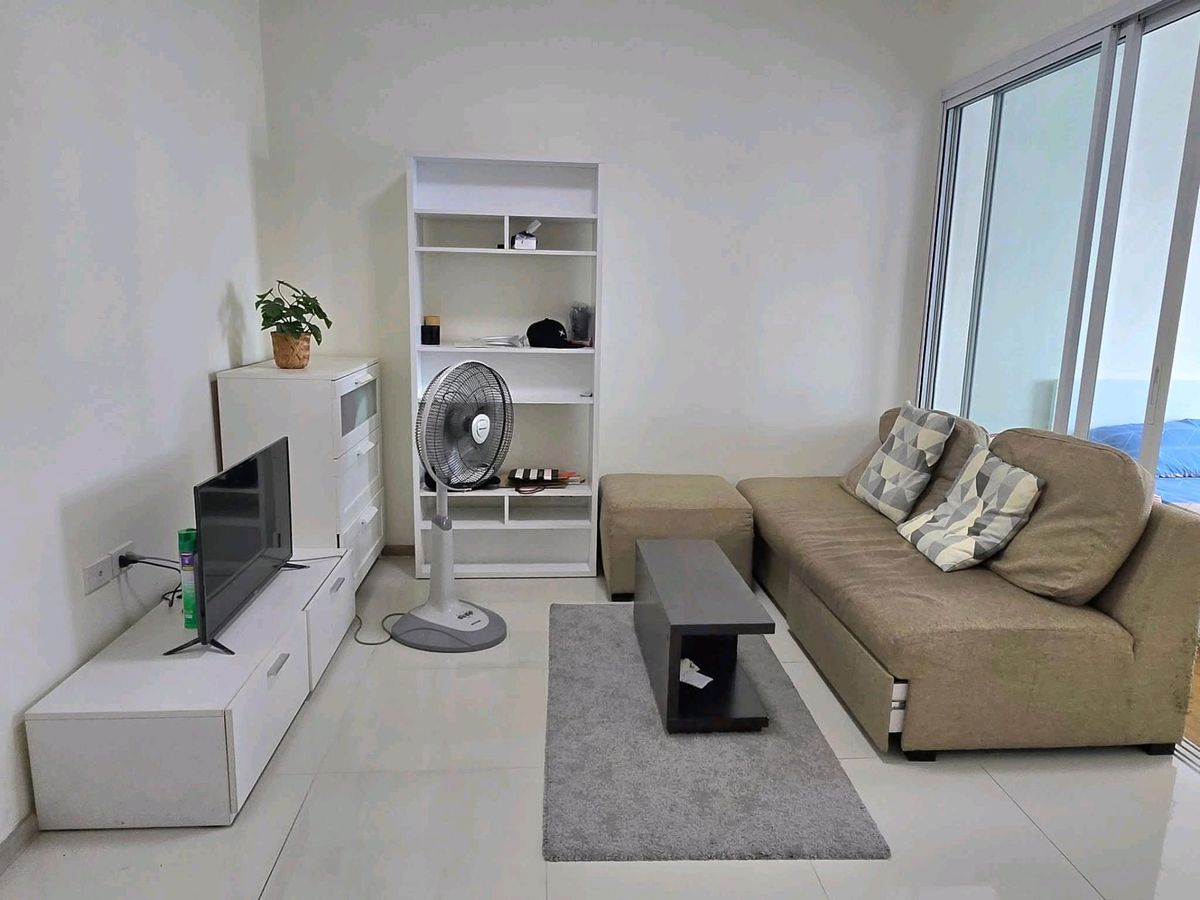 For RentCondoRamkhamhaeng, Hua Mak : 📍 Golden location is very convenient to walk for only 3 minutes to Airport Link Ramkhamhaeng.