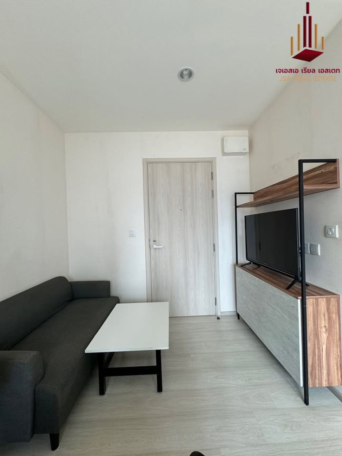 For RentCondoRama9, Petchburi, RCA : ✨ For Rent: Life Asoke Condo ✨ 💰 ONLY 16,000thb/Month