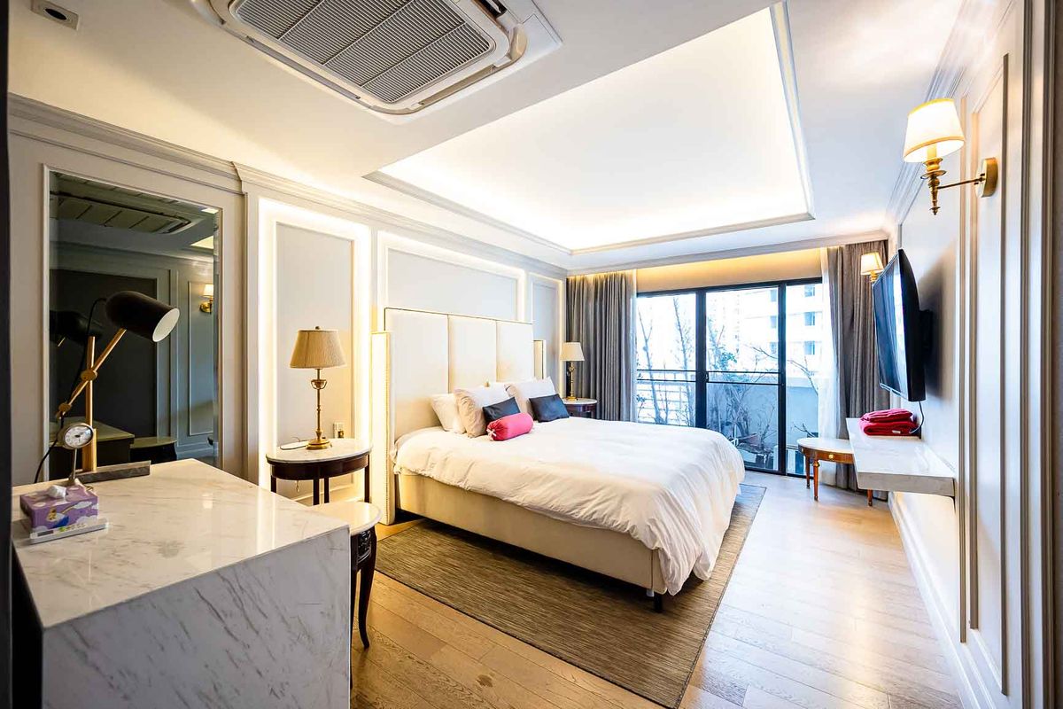 For SaleCondoSukhumvit, Asoke, Thonglor : SALE✨ Mahogany Tower-3 Bedrooms 308 sq. M. Decorated elegant ready 📞 Contact: 093-616-4456