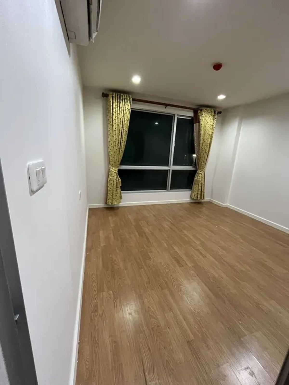 ขายคอนโดท่าพระ ตลาดพลู วุฒากาศ : (รหัส T138) ขายคอนโด Casa condo ratchada - tha - pra : คาซ่า คอนโด รัชดา - ท่าพระ ใกล้รถไฟฟ้าตลาดพลู