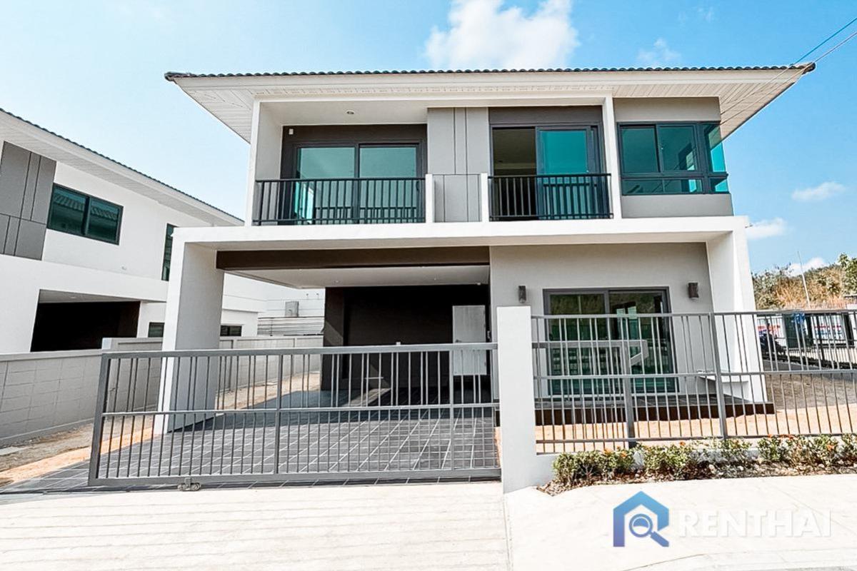 For SaleHousePattaya, Bangsaen, Chonburi : Supalai Park Ville Sukhumvit Pattaya For Sale