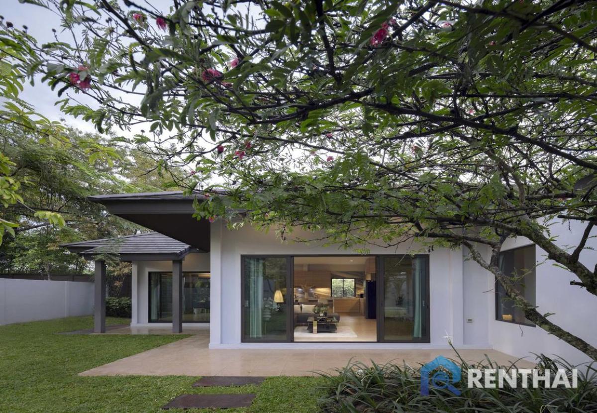 For RentHousePattaya, Bangsaen, Chonburi : For rent house 3 bedrooms at Huai Yai