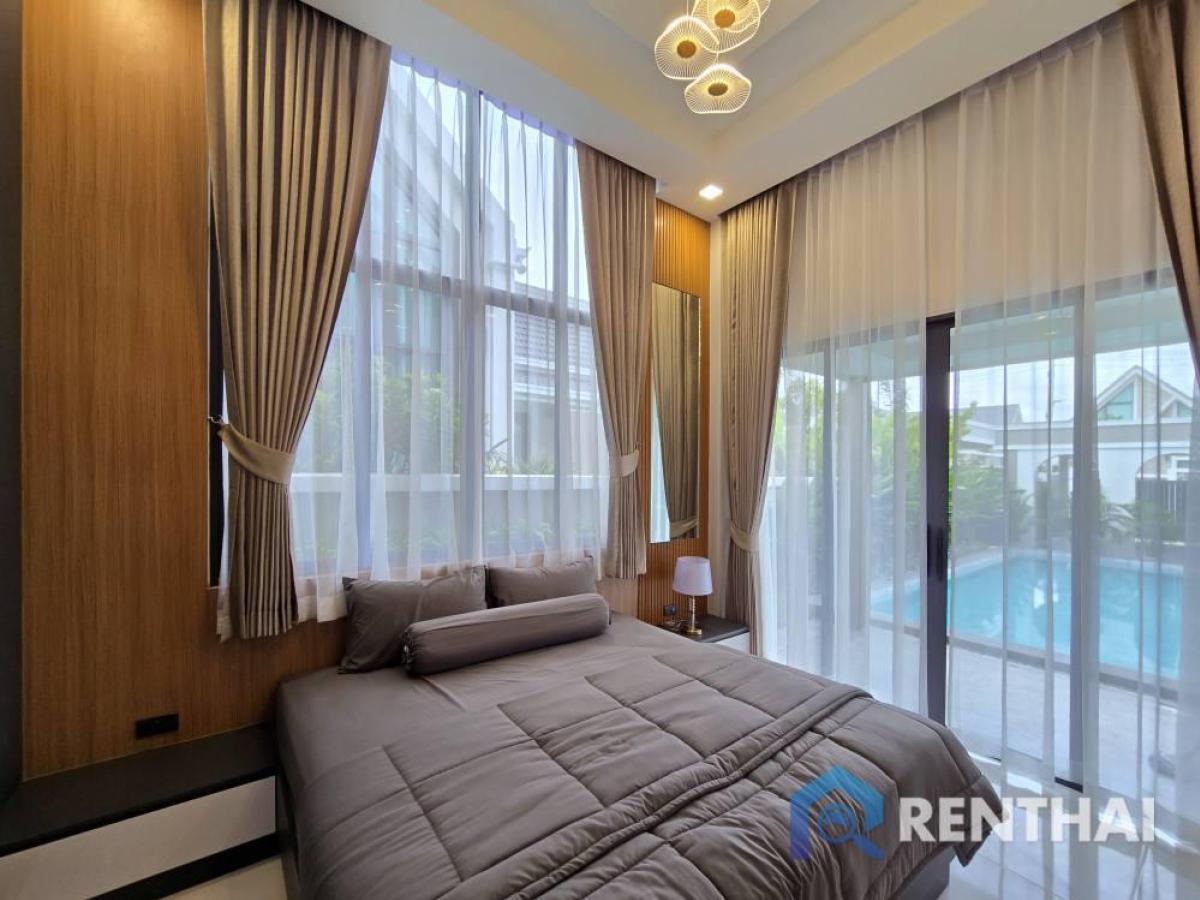 For SaleHousePattaya, Bangsaen, Chonburi : New Nordic Style Pool Villa