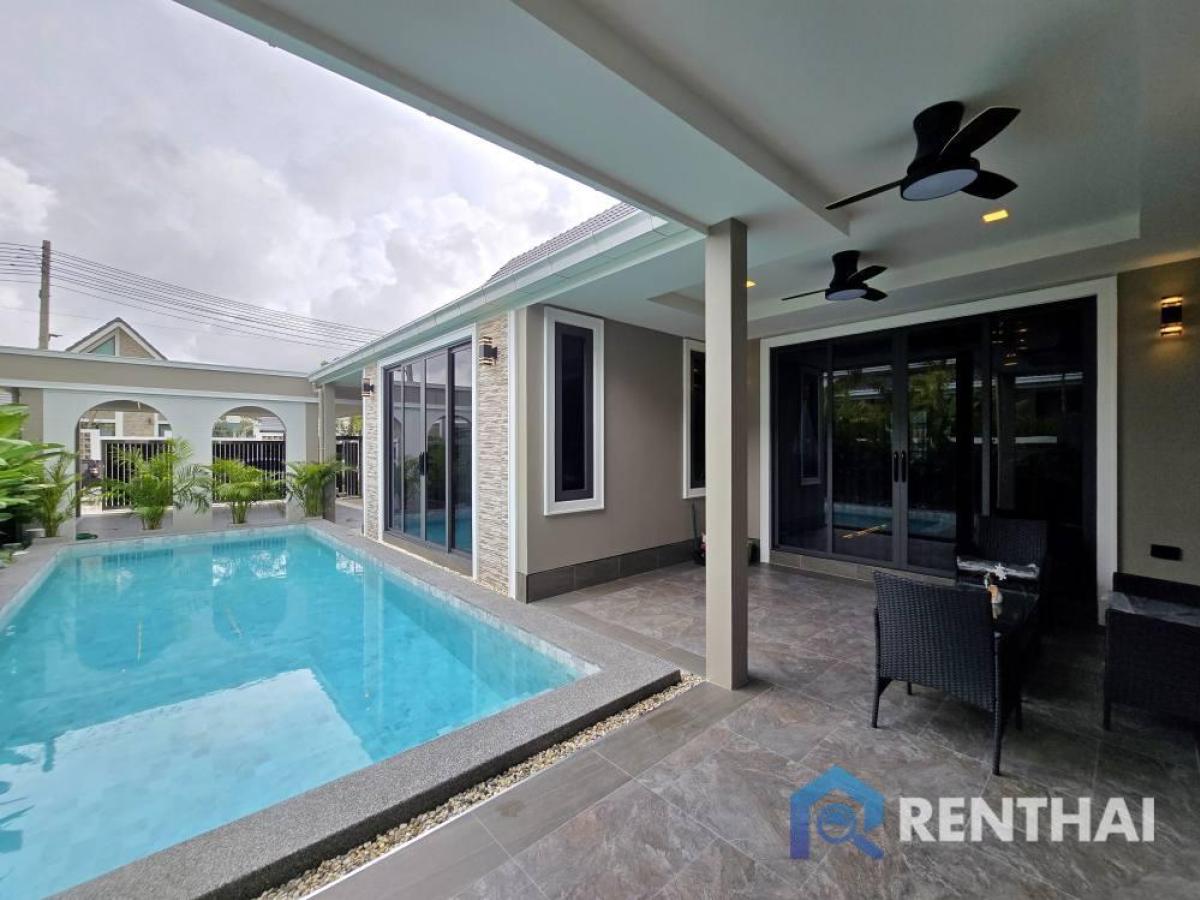 For SaleHousePattaya, Bangsaen, Chonburi : New Nordic Style Pool Villa