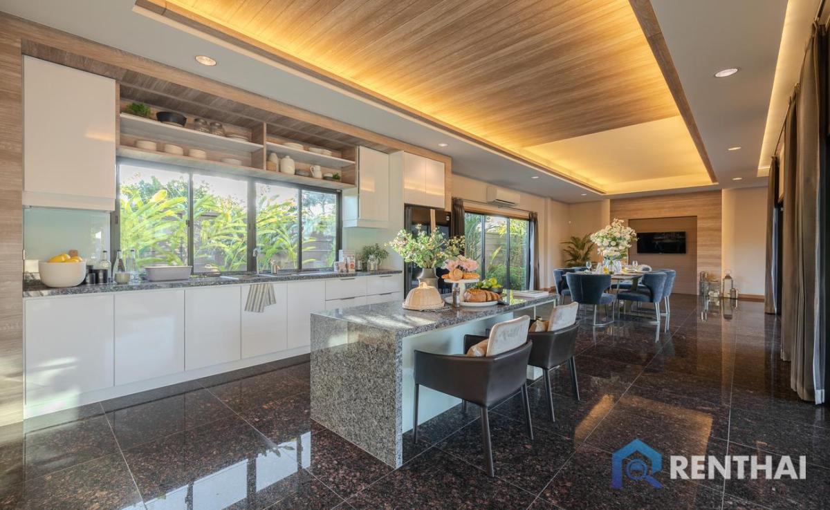 For RentHousePattaya, Bangsaen, Chonburi : For rent house 3 bedrooms at Baan Pattaya 5