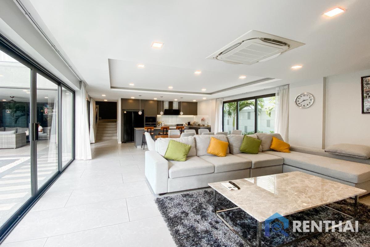 For SaleHousePattaya, Bangsaen, Chonburi : Serenity Jomtien Villas