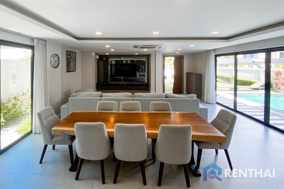 For SaleHousePattaya, Bangsaen, Chonburi : Serenity Jomtien Villas