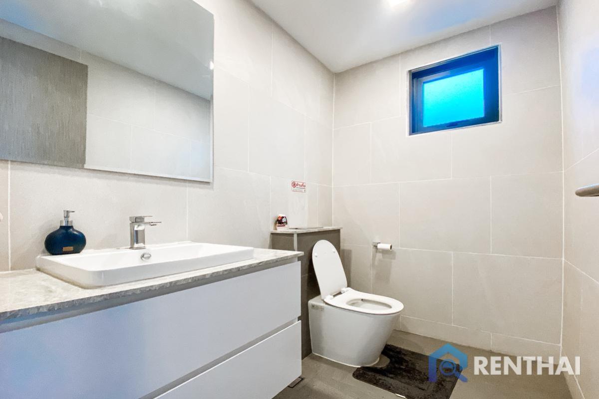 For SaleHousePattaya, Bangsaen, Chonburi : Serenity Jomtien Villas