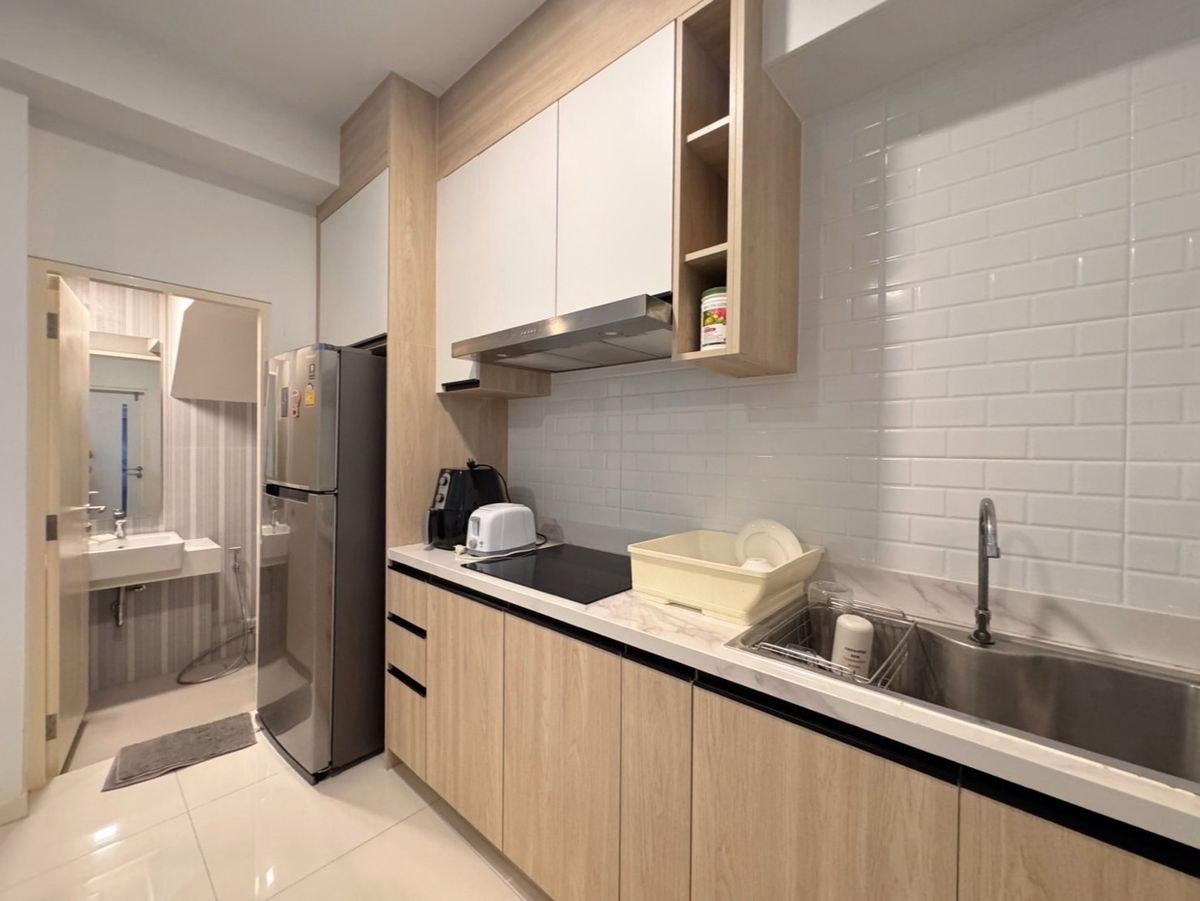 ขายทาวน์โฮมบางนา แบริ่ง ลาซาล : 🔥ForSale 🔥 Indy บางนา- รามคำแหง2 • ใกล้เมกะ บางนา ‼️ ตรงข้ามนานาชาติ Dulwich⚡️ราคาพิเศษ** Duplex  ✅ บ้านติดสวนและคลับเฮาส์ | สภาพดีมาก**