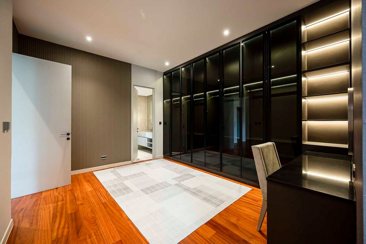 ให้เช่าบ้านพัฒนาการ ศรีนครินทร์ : บ้านเดี่ยวให้เช่า ✨ Bugaan Pattanakarn ✨ 4 ห้องนอน 5 ห้องน้ำ เฟอร์นิเจอร์ และ เครื่องใช้ไฟฟ้าครบ 