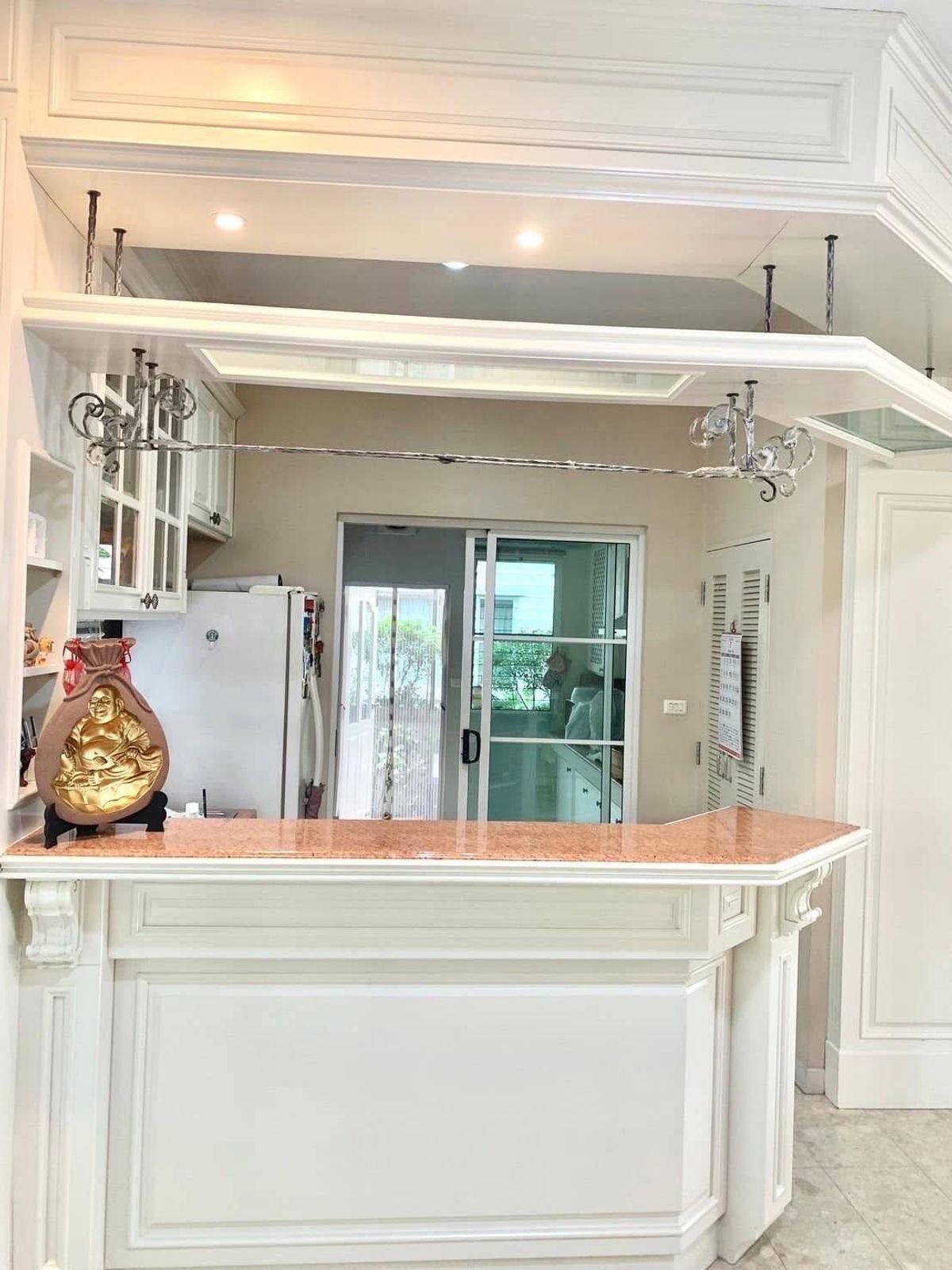 ให้เช่าบ้านพัฒนาการ ศรีนครินทร์ : บ้านเดี่ยวให้เช่า 📍 Nantawan Suanluang Rama 9 📍 4 ห้องนอน 3 ห้องน้ำ เฟอร์นิเจอร์ และ เครื่องใช้ไฟฟ้าครบ 