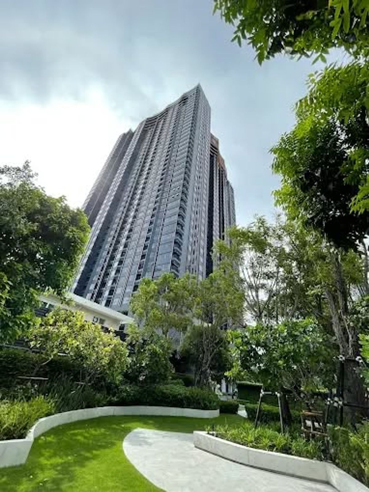 For SaleCondoLadprao, Central Ladprao : Life Ladprao Valley 35 sq.m., 19th floor, Chatuchak Park view