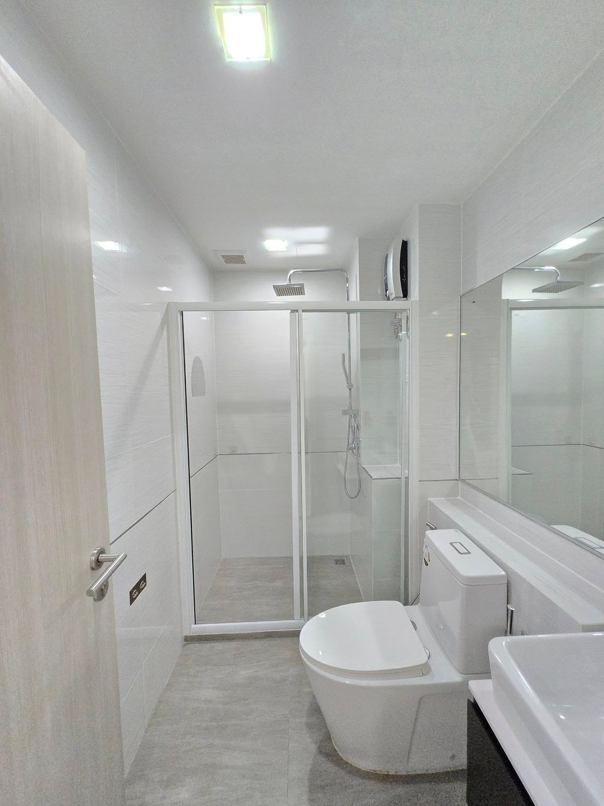 ให้เช่าคอนโดสมุทรปราการ สำโรง : ให้เช่า 📍 The Metropolis Samrong Interchange 📍เดินทางสะดวก ใกล้ BTS สำโรง เฟอร์นิเจอร์ และ เครื่องใช้ไฟฟ้าครบ 