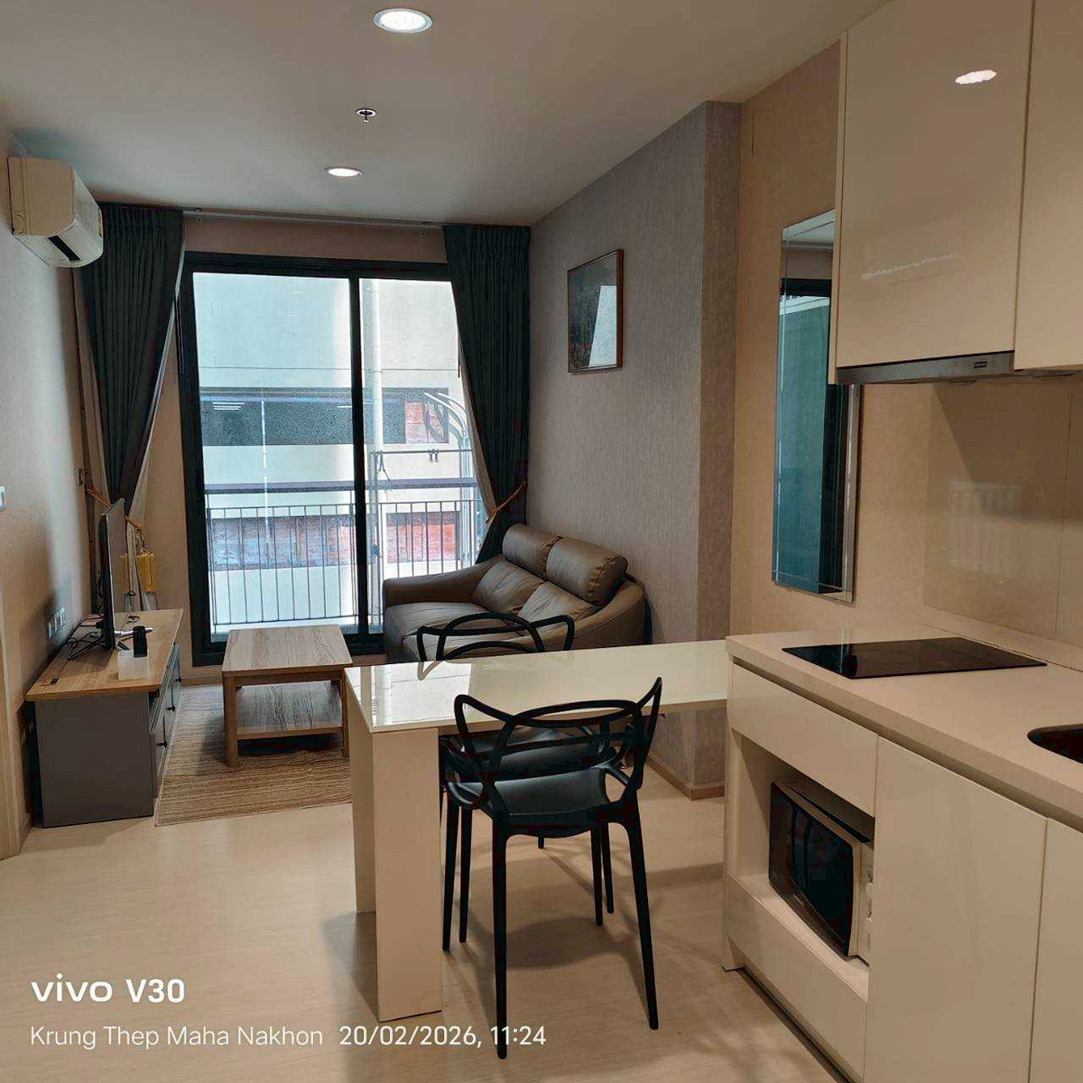 For RentCondoSukhumvit, Asoke, Thonglor : ✨ GT15908 | Condo Rhythm Sukhumvit 42, convenient travel, near BTS, there is a shuttle, beautiful room, fully furnished, ready to move in.