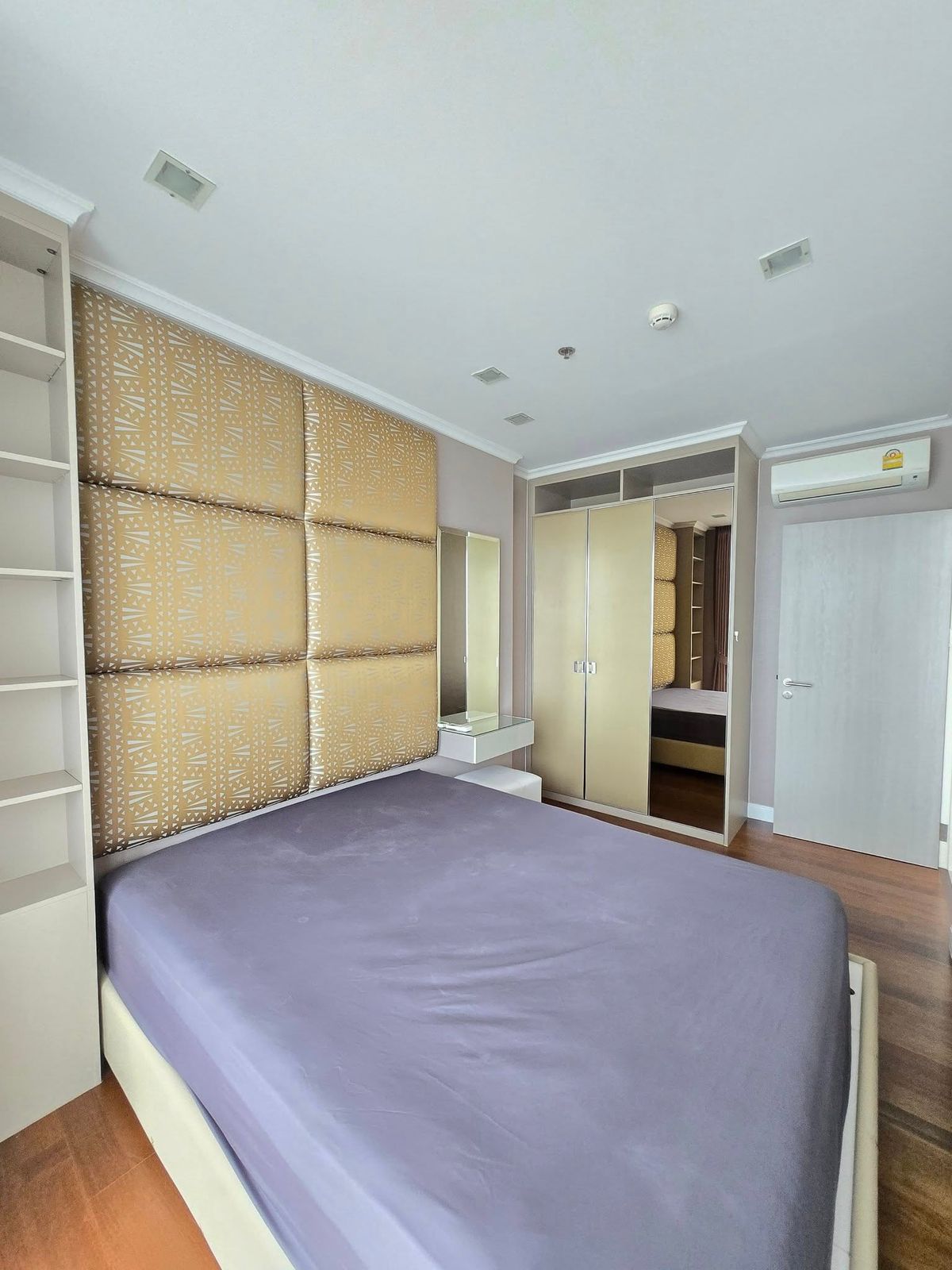 ให้เช่าคอนโดสมุทรปราการ สำโรง : ให้เช่า 📍 The Metropolis Samrong Interchange 📍เดินทางสะดวก ใกล้ BTS สำโรง เฟอร์นิเจอร์ และ เครื่องใช้ไฟฟ้าครบ 