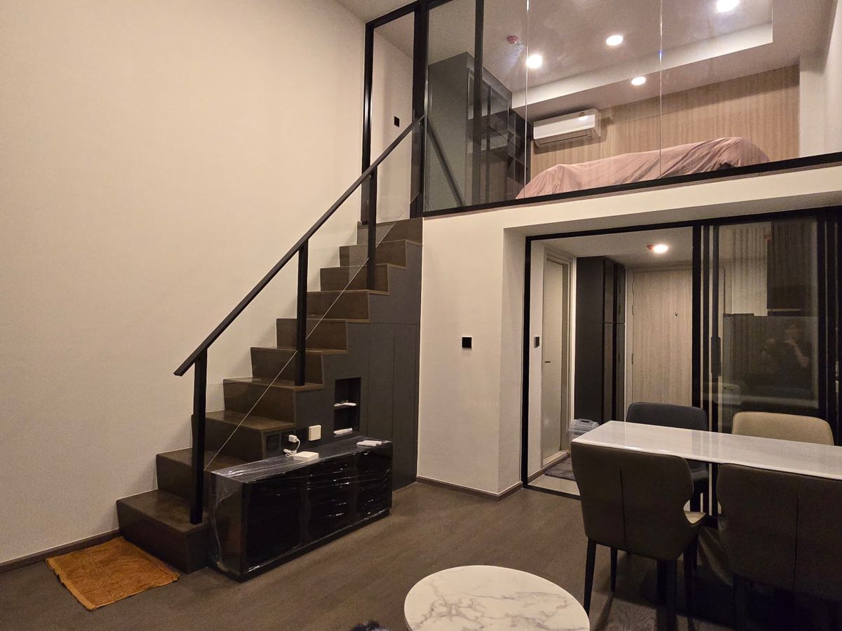 For SaleCondoSiam Paragon ,Chulalongkorn,Samyan : Park Origin Chula Samyan【𝐒𝐄𝐋𝐋 & 𝐑𝐄𝐍𝐓】🔥Warm, minimalist tones, complete with built-ins, perfect for both design and function.🔥  Contact Line ID: @hacondo