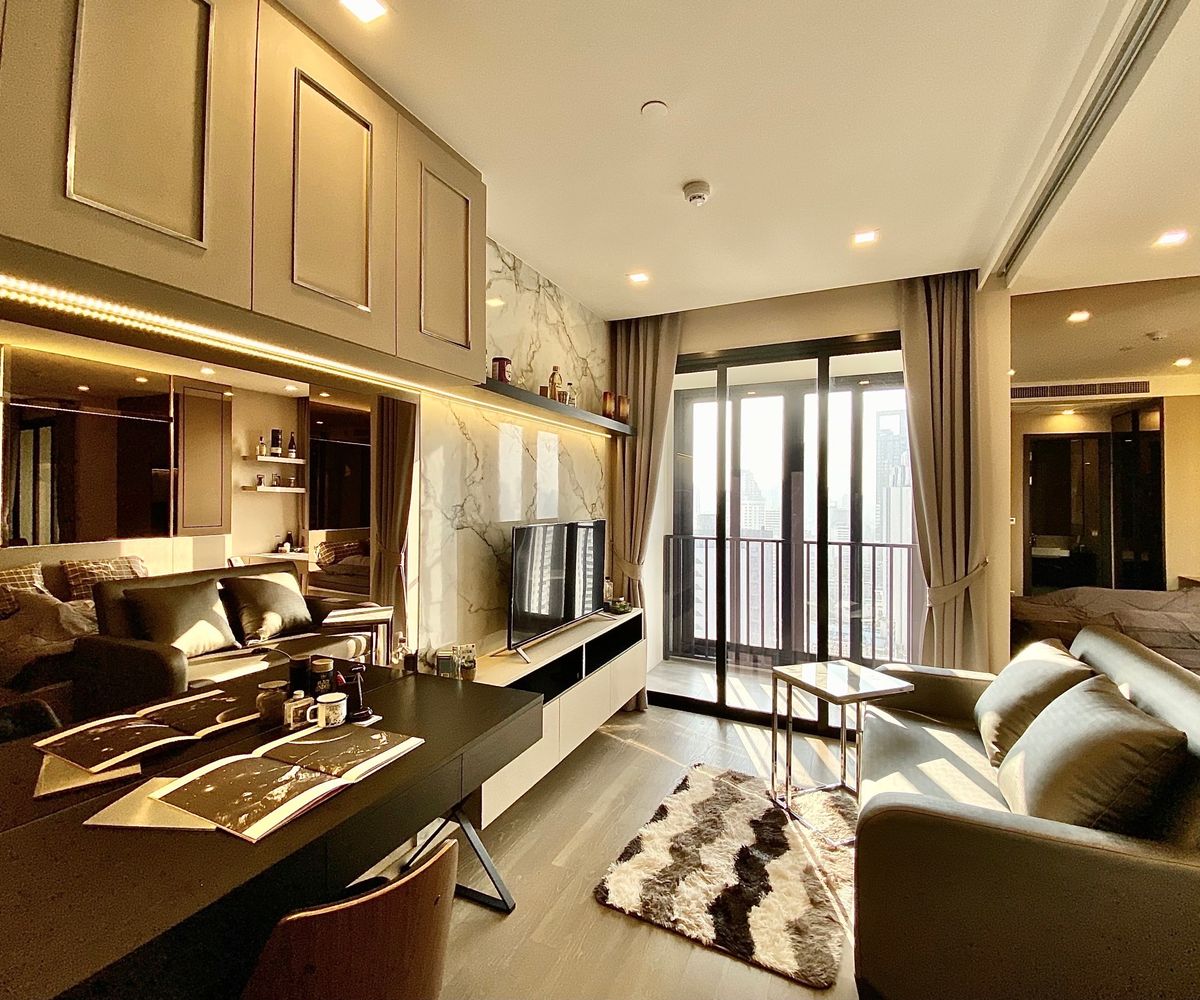 ให้เช่าคอนโดสุขุมวิท อโศก ทองหล่อ : For Rent Ashton Asoke  1bed size 34 sq.m. F/F 