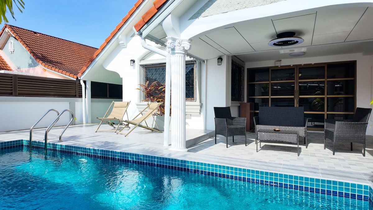 ขายพัทยา บางแสน ชลบุรี สัตหีบ : ขายพูลวิลลา 4 ห้องนอน Villa in Wantana Village ซื้อในนามบริษัท
