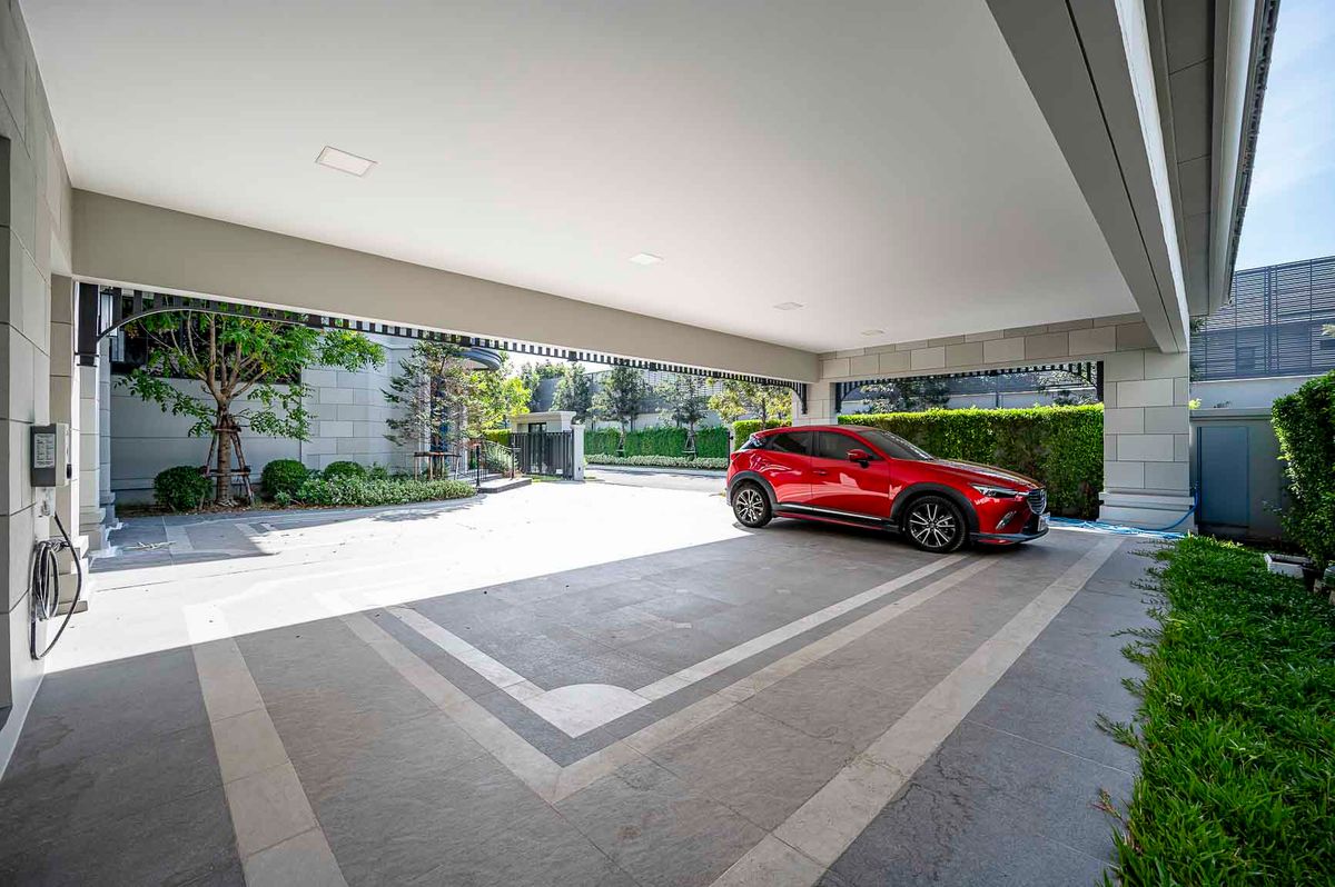 ให้เช่าบ้านพัฒนาการ ศรีนครินทร์ : บ้านเดี่ยวให้เช่า 📍 Narasiri Krungthep Kreetha 📍 5 ห้องนอน 6 ห้องน้ำ เฟอร์นิเจอร์ และ เครื่องใช้ไฟฟ้าครบ 