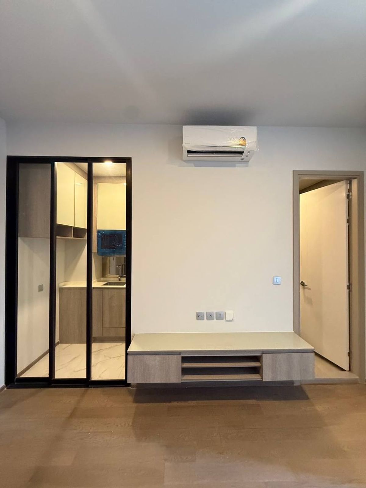 ขายคอนโดราชเทวี พญาไท : Park Origin Phayathai【𝐒𝐄𝐋𝐋】🔥ห้องใหม่แกะกล่อง โทนขาวน้ำตาลเทาเรียบง่าย เติมบรรยากาศสงบ🔥  ติดต่อไลน์ไอดี: @hacondo