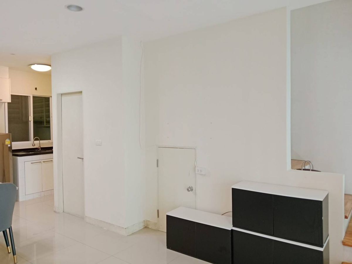 ให้เช่าทาวน์โฮมโชคชัย4 ลาดพร้าว71 : ทาวน์เฮ้าส์ให้เช่า 🔥 Baan Klang Muang Chokchai 4 🔥 3 ห้องนอน 3 ห้องน้ำ ใกล้ เซ็นทรัล ลาดพร้าว 