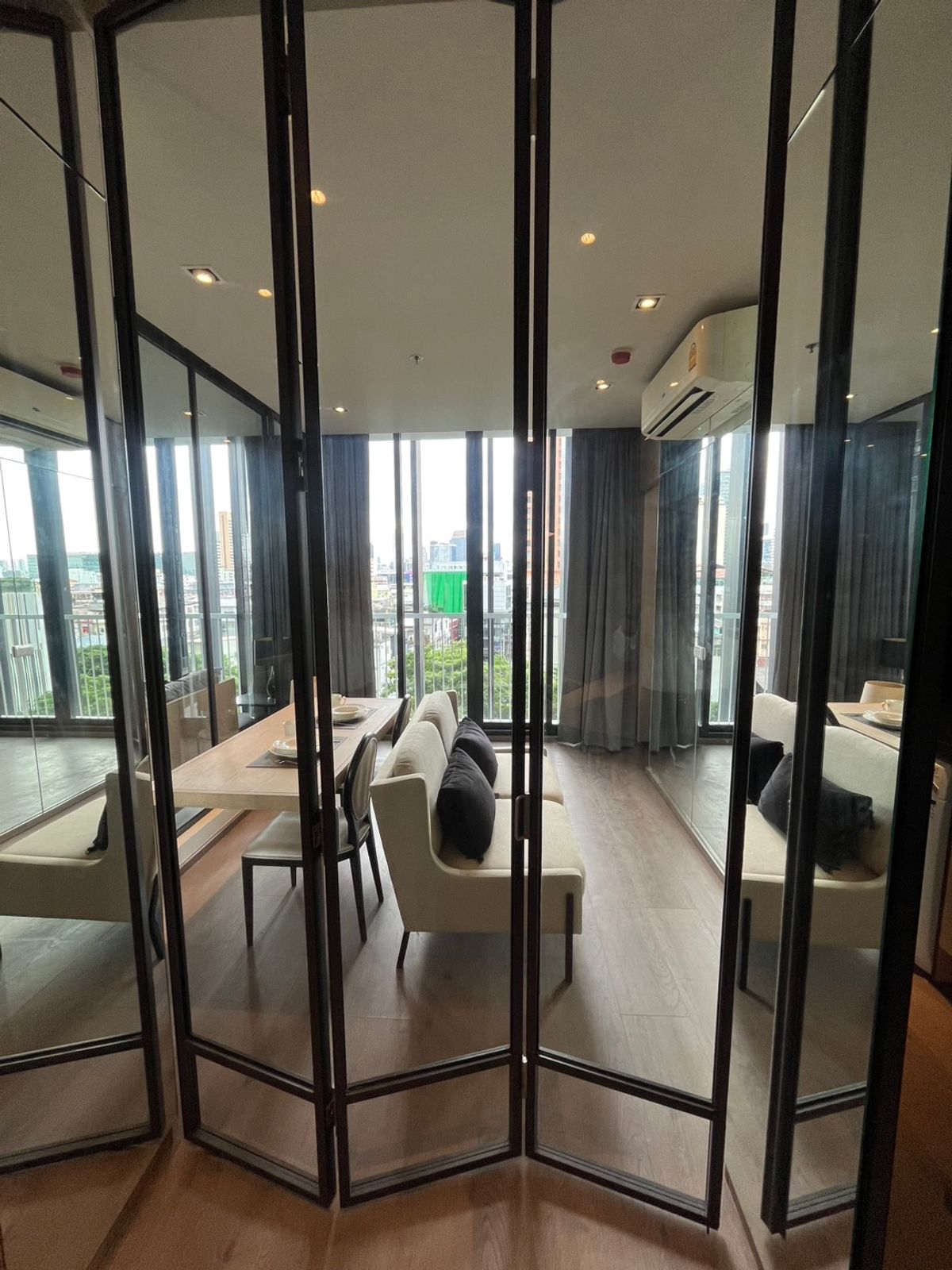 For SaleCondoSukhumvit, Asoke, Thonglor : Hotdeal 11 MB Allin Park 24 Combine Unit | 2 bedrooms, 2 bathrooms, shady garden views in the heart of Sukhumvit 087-808-3690 (FIFA)