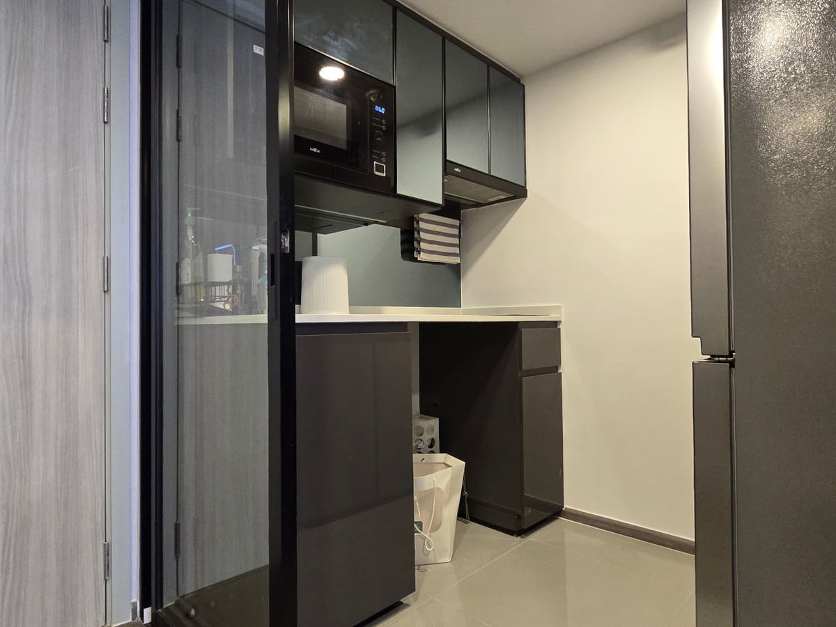 For SaleCondoSiam Paragon ,Chulalongkorn,Samyan : Park Origin Chula Samyan【𝐒𝐄𝐋𝐋 & 𝐑𝐄𝐍𝐓】🔥 Elegant design with a mezzanine bedroom that opens up to a full-frame view. 🔥  Contact Line ID: @hacondo