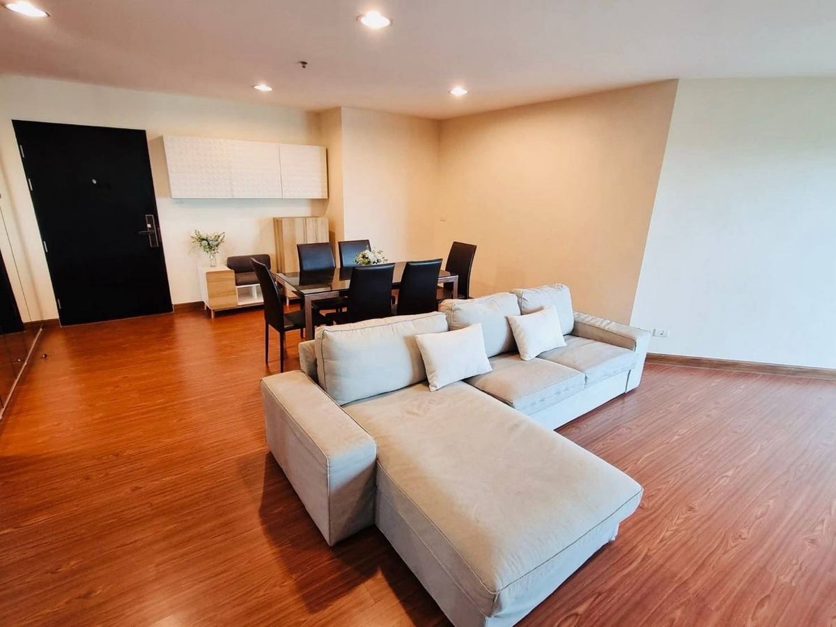 For RentCondoRama9, Petchburi, RCA : Belle Grand Rama 9, Building A, Floor 20, Open City View, Size 101.00 sq.m., 3 Bedrooms, 2 Bathrooms, 50,000 baht