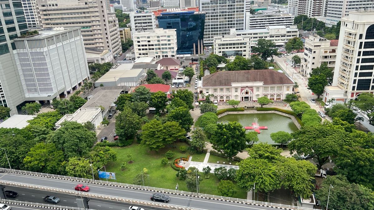 Sale DownCondoSilom, Saladaeng, Bangrak : Anyone looking for a garden in front of the Culture Chula project, starting 6.93 MB Tel 095 878 5645