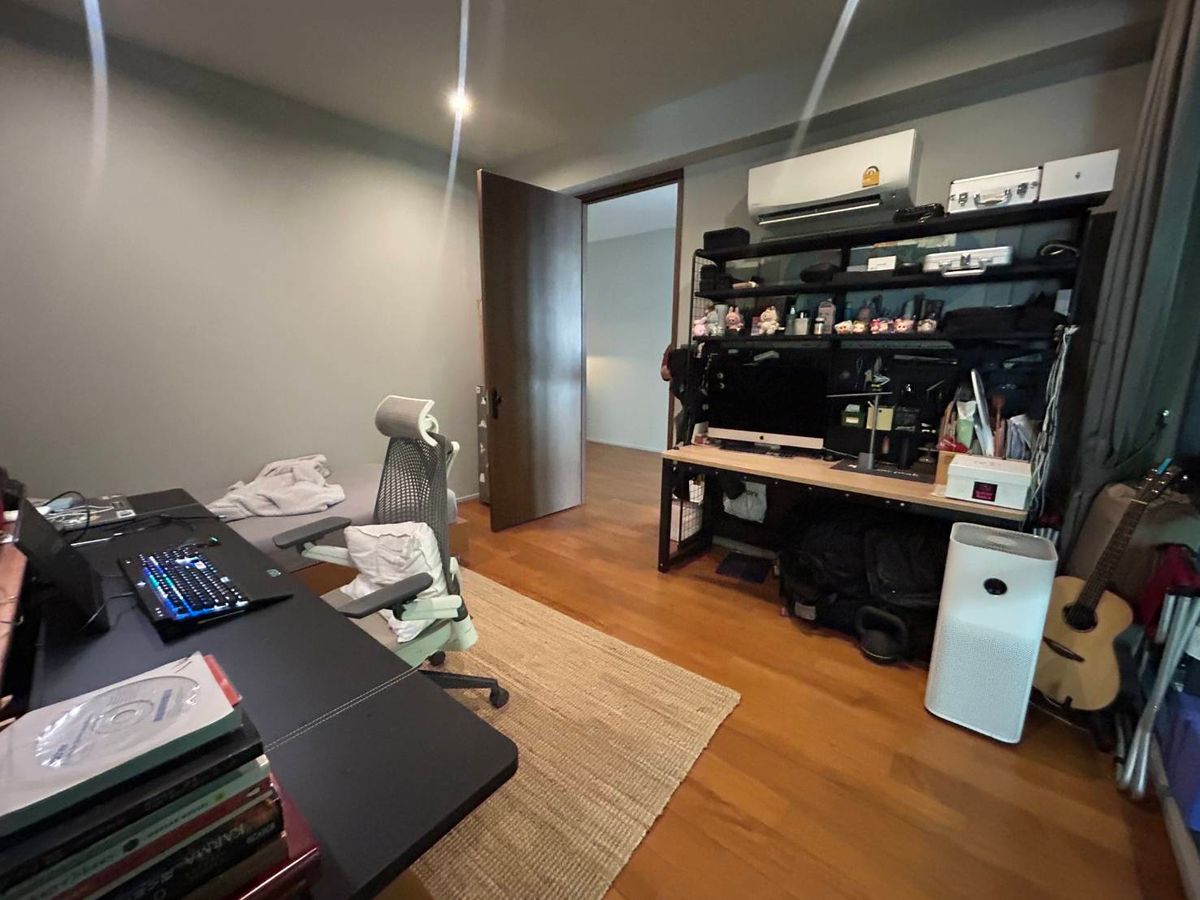 For SaleHouseSukhumvit, Asoke, Thonglor : Detached house, Sukhumvit zone, near BTS. Phra Khanong only 4 minutes