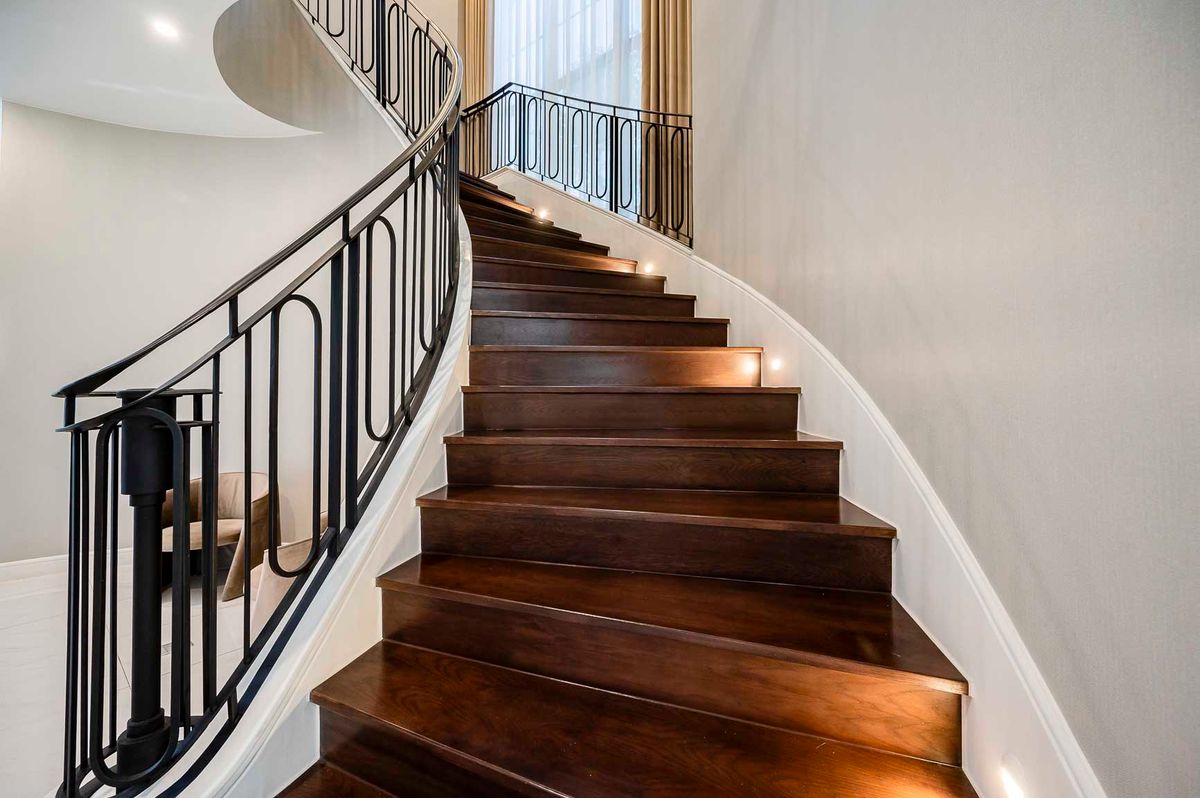 ให้เช่าบ้านพัฒนาการ ศรีนครินทร์ : บ้านเดี่ยวให้เช่า 📍 Narasiri Krungthep Kreetha 📍 5 ห้องนอน 6 ห้องน้ำ เฟอร์นิเจอร์ และ เครื่องใช้ไฟฟ้าครบ 