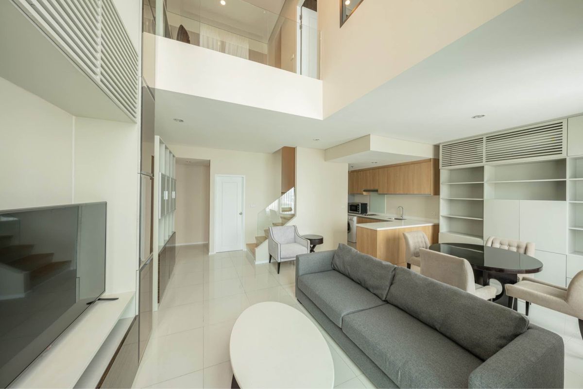 ให้เช่าคอนโดพระราม 9 เพชรบุรีตัดใหม่ RCA : Villa Asoke | 80 SQM | THB 42,000/Month 