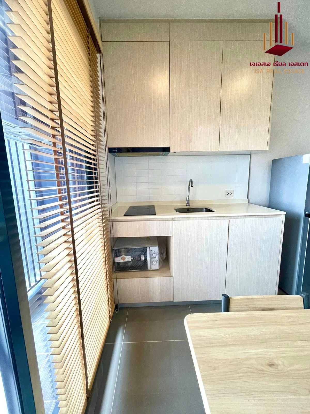 For SaleCondoRamkhamhaeng, Hua Mak : ✨ For Sale: Metris Rama 9 - Ramkhamhaeng Condo ✨ 💰 ONLY 3,350,000 THB