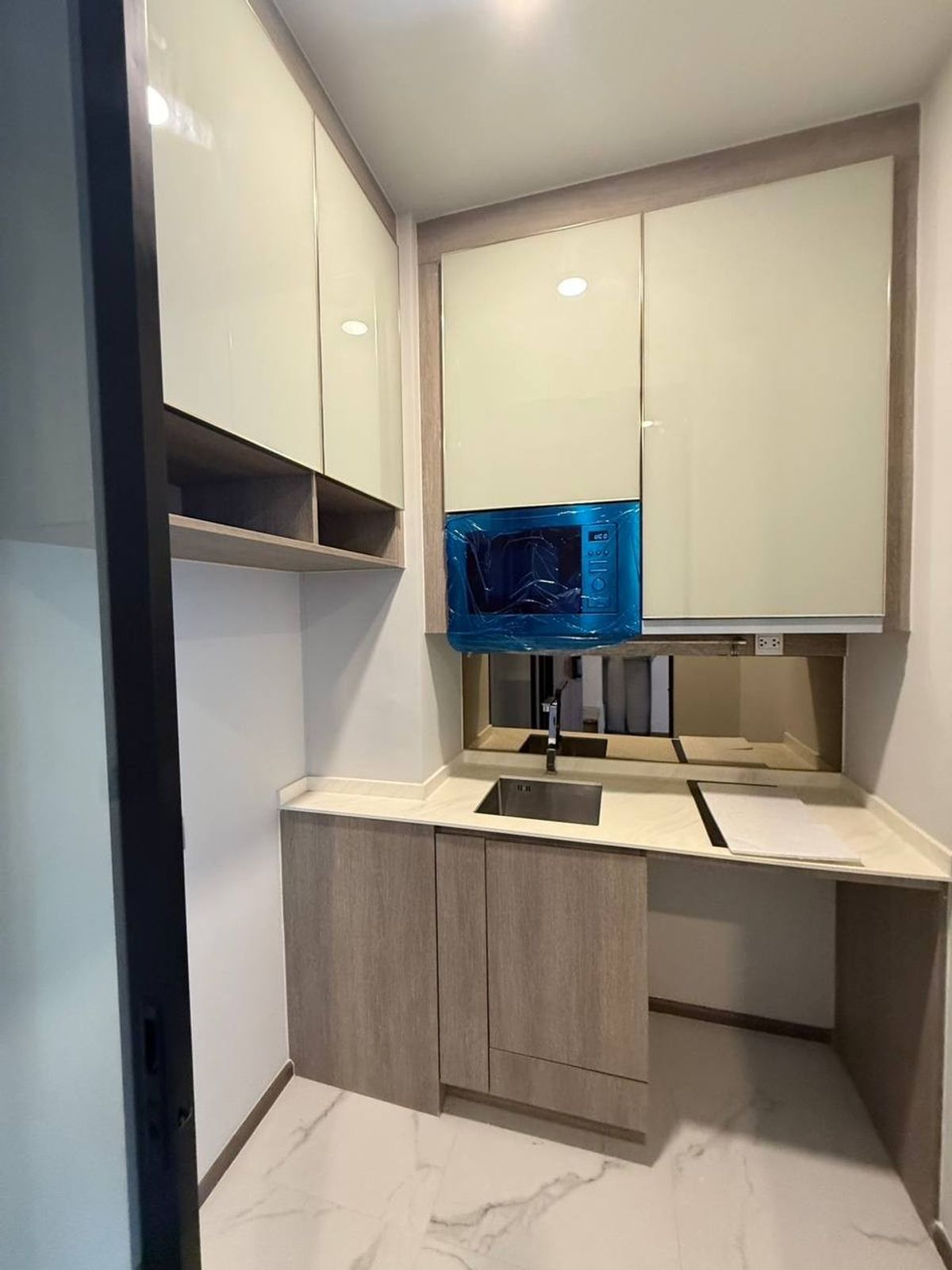 ขายคอนโดราชเทวี พญาไท : Park Origin Phayathai【𝐒𝐄𝐋𝐋】🔥ห้องใหม่แกะกล่อง โทนขาวน้ำตาลเทาเรียบง่าย เติมบรรยากาศสงบ🔥  ติดต่อไลน์ไอดี: @hacondo