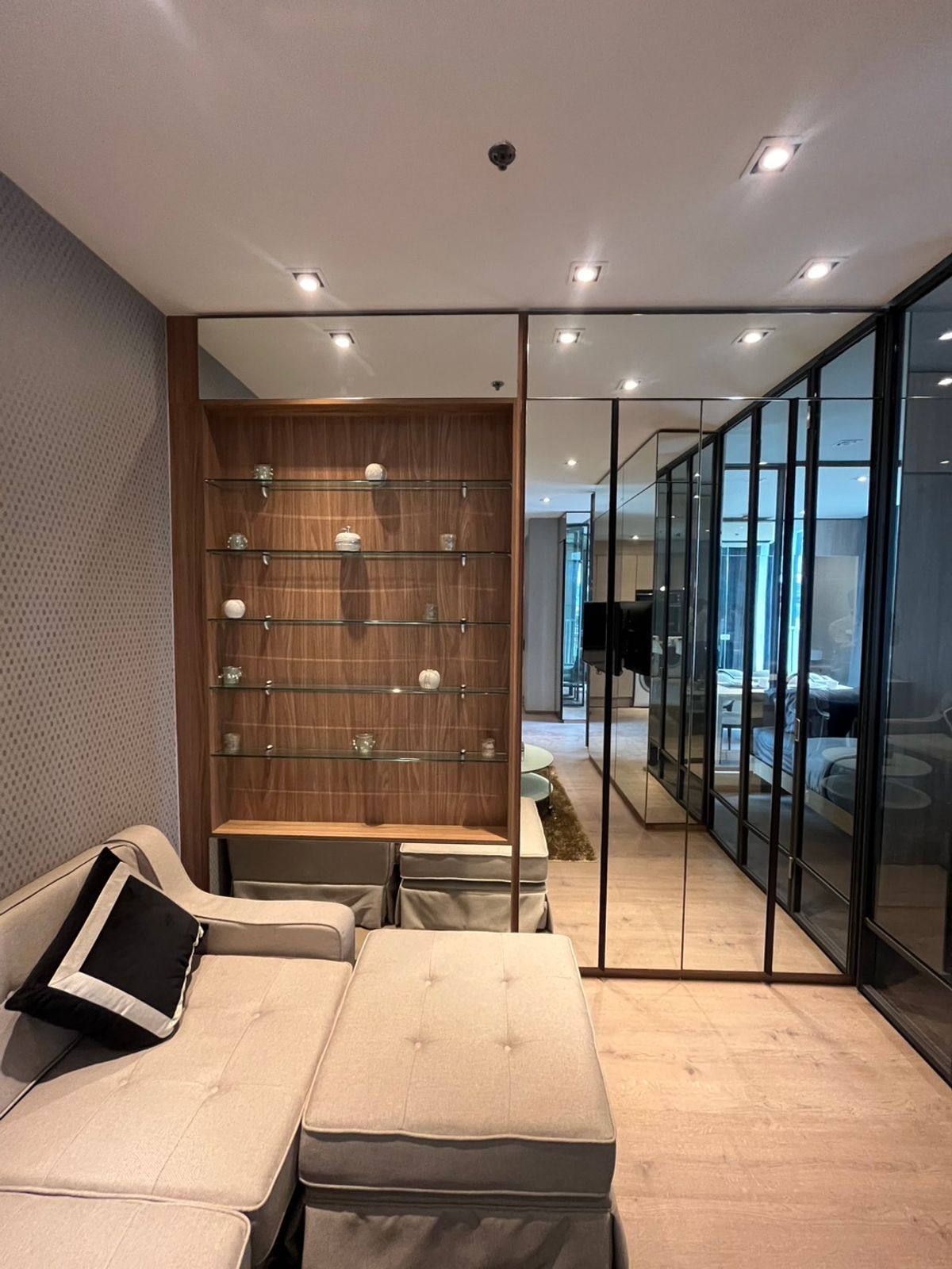 For SaleCondoSukhumvit, Asoke, Thonglor : Hotdeal 11 MB Allin Park 24 Combine Unit | 2 bedrooms, 2 bathrooms, shady garden views in the heart of Sukhumvit 087-808-3690 (FIFA)