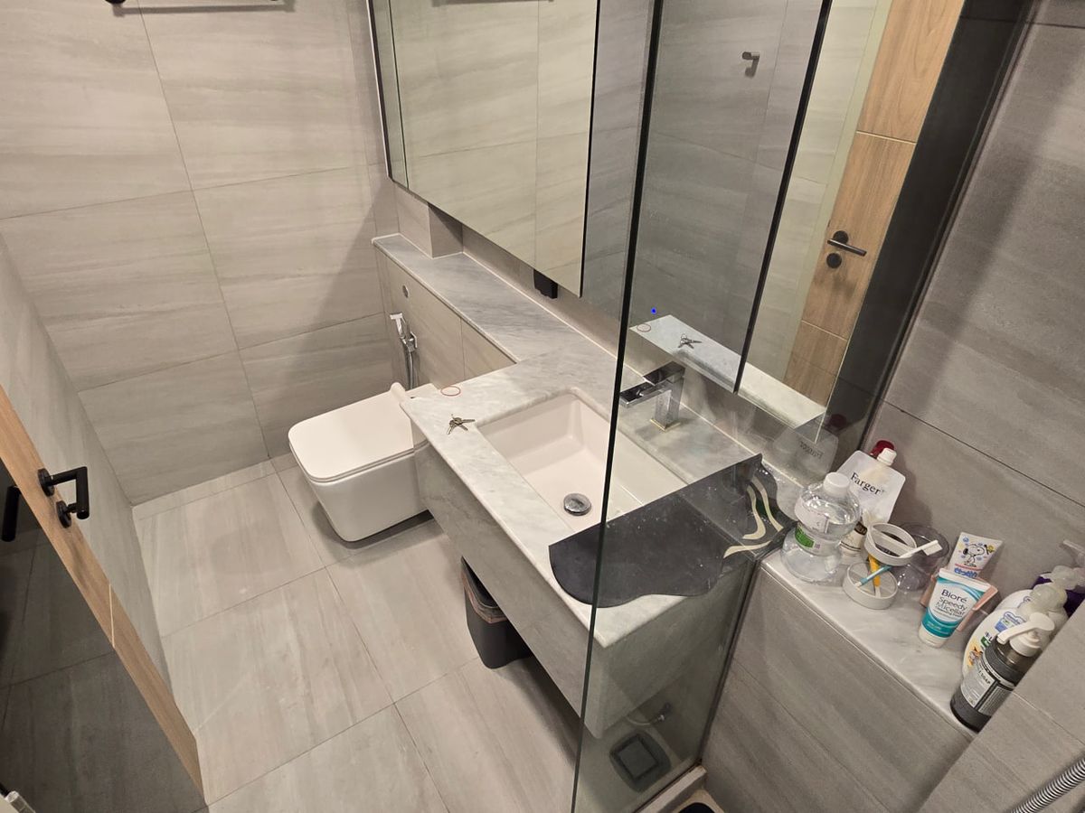 For SaleCondoSiam Paragon ,Chulalongkorn,Samyan : Park Origin Chula Samyan【𝐒𝐄𝐋𝐋 & 𝐑𝐄𝐍𝐓】🔥 Elegant design with a mezzanine bedroom that opens up to a full-frame view. 🔥  Contact Line ID: @hacondo