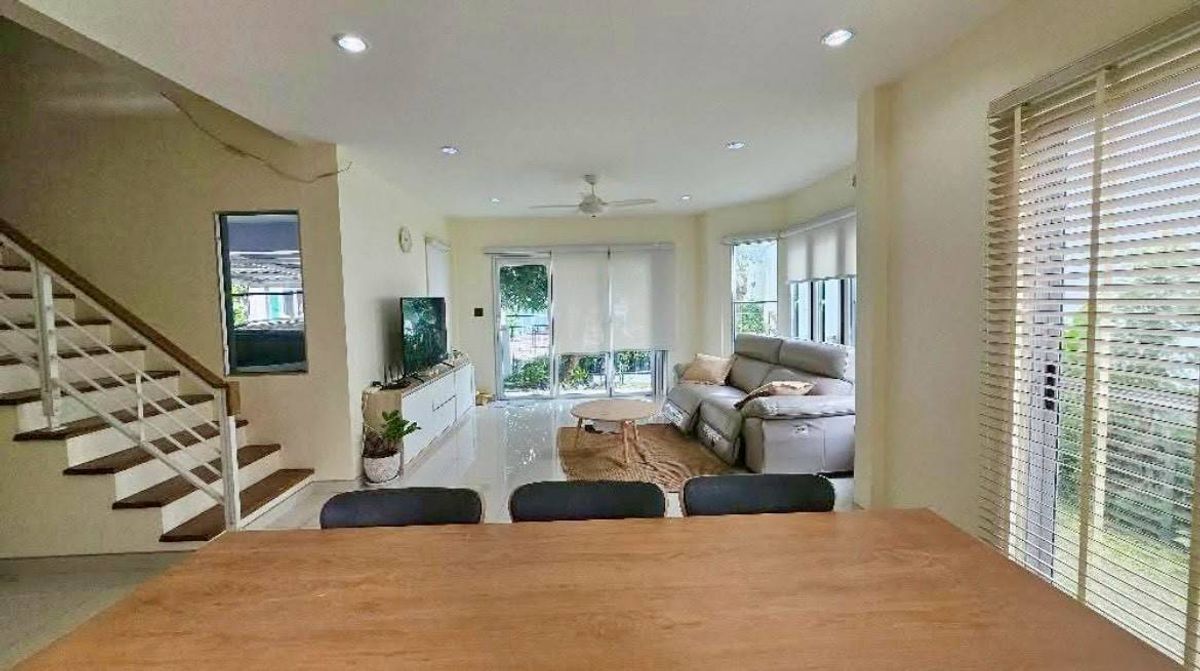 ให้เช่าบ้านพระราม 5 ราชพฤกษ์ บางกรวย : บ้านเดี่ยวให้เช่า ✨ Chaiyapruek Pinklao - Sathorn ✨ 3 ห้องนอน 3 ห้องน้ำ เฟอร์นิเจอร์ และ เครื่องใช้ไฟฟ้าครบ 