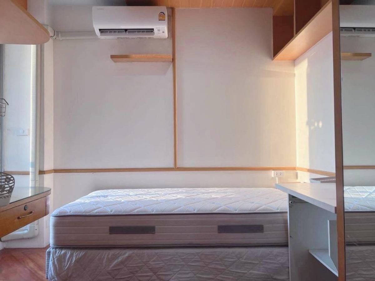 For SaleCondoRatchathewi,Phayathai : Pathumwan Resort【𝐒𝐄𝐋𝐋 & 𝐑𝐄𝐍𝐓】🔥Elegant, warm, minimalist style with full built-ins, all in one place🔥  Contact Line ID: @hacondo