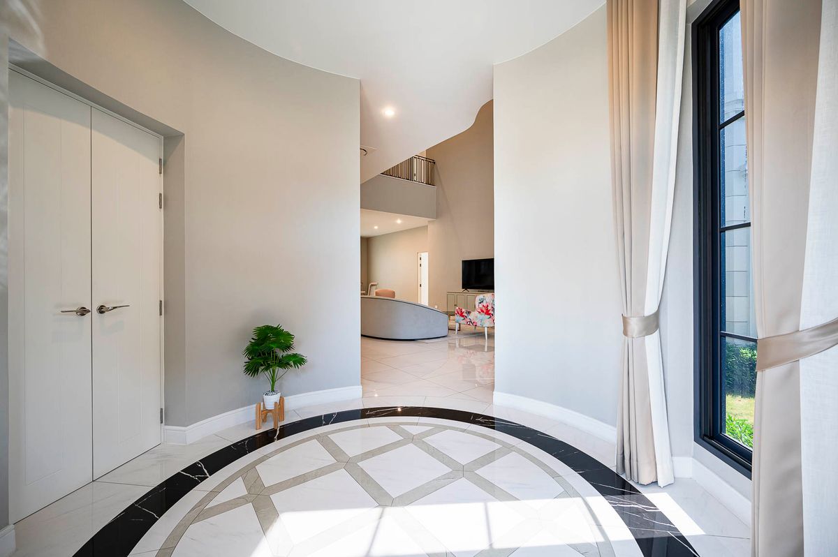 ให้เช่าบ้านพัฒนาการ ศรีนครินทร์ : บ้านเดี่ยวให้เช่า 📍 Narasiri Krungthep Kreetha 📍 5 ห้องนอน 6 ห้องน้ำ เฟอร์นิเจอร์ และ เครื่องใช้ไฟฟ้าครบ 