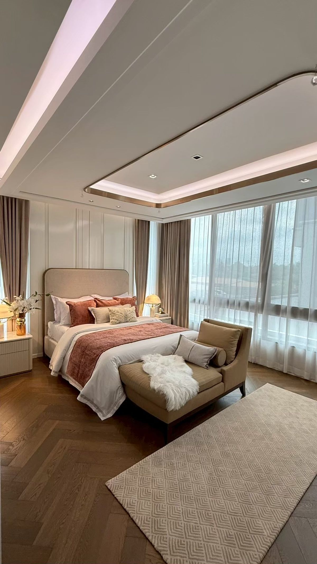 ขายบ้านพัฒนาการ ศรีนครินทร์ : Mavista Prestige Village Krungthep Kreetha (มาวิสต้า เพรสทีจ วิลเลจ กรุงเทพกรีฑา) Super Luxury CLASS บ้านหรูขนาดใหญ่ พร้อมลิฟต์และสระว่ายน้ำส่วนตัว