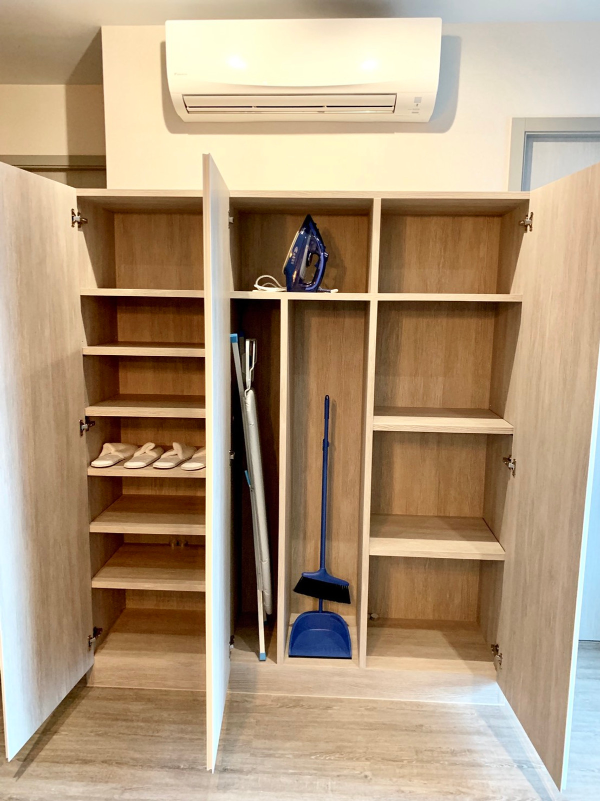 For RentCondoSukhumvit, Asoke, Thonglor : ✨ GT16139 | Condo Rhythm Ekkamai, convenient travel, near BTS, there is a shuttle, beautiful room, fully furnished!!