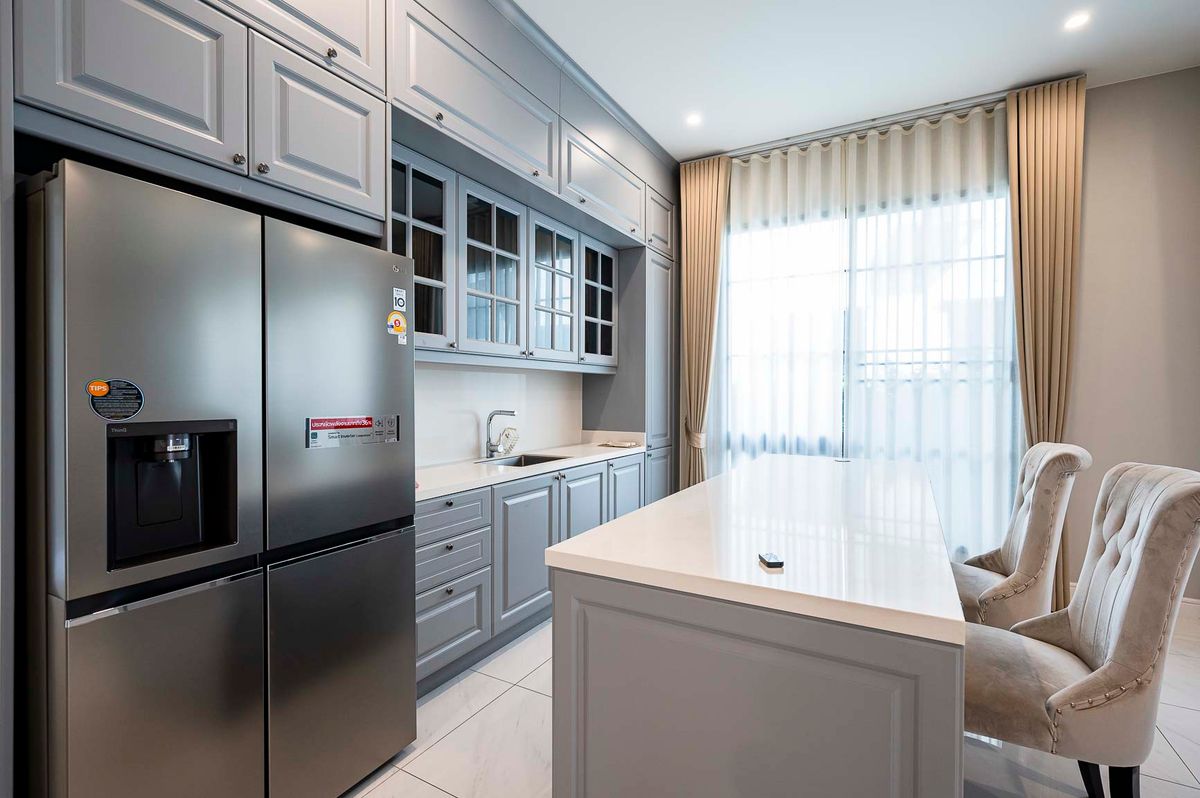 ให้เช่าบ้านพัฒนาการ ศรีนครินทร์ : บ้านเดี่ยวให้เช่า 📍 Narasiri Krungthep Kreetha 📍 5 ห้องนอน 6 ห้องน้ำ เฟอร์นิเจอร์ และ เครื่องใช้ไฟฟ้าครบ 