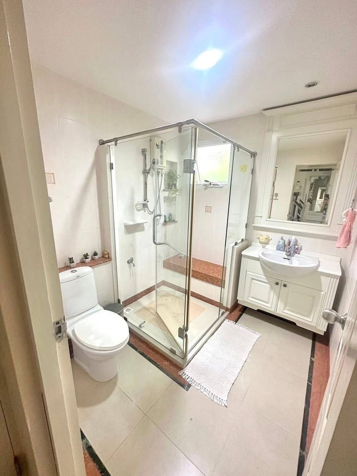 ให้เช่าบ้านพัฒนาการ ศรีนครินทร์ : บ้านเดี่ยวให้เช่า 📍 Nantawan Suanluang Rama 9 📍 4 ห้องนอน 3 ห้องน้ำ เฟอร์นิเจอร์ และ เครื่องใช้ไฟฟ้าครบ 