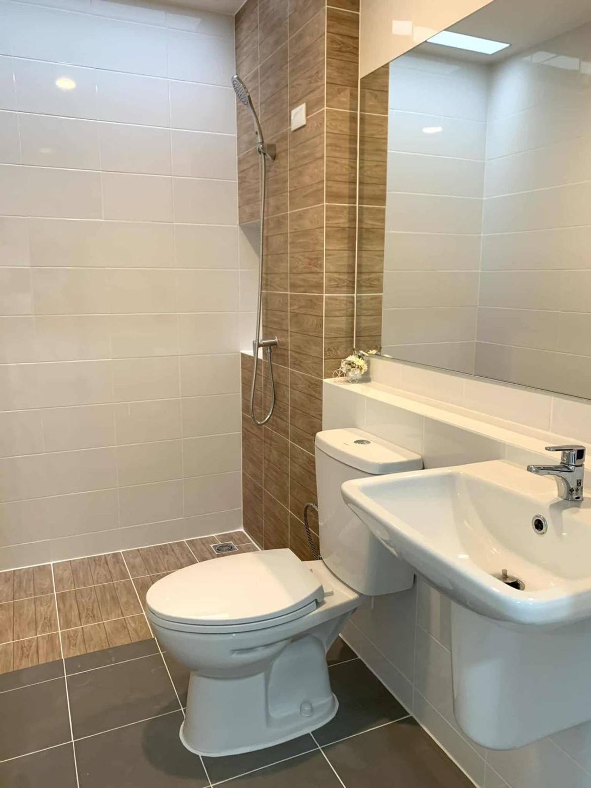 ให้เช่าทาวน์โฮมบางนา แบริ่ง ลาซาล : ทาวน์เฮ้าส์ให้เช่า ✨ Pleno Sukhumvit-Bangna 3 ✨ 3 ห้องนอน 2 ห้องน้ำ เฟอร์นิเจอร์ และ เครื่องใช้ไฟฟ้าครบ 