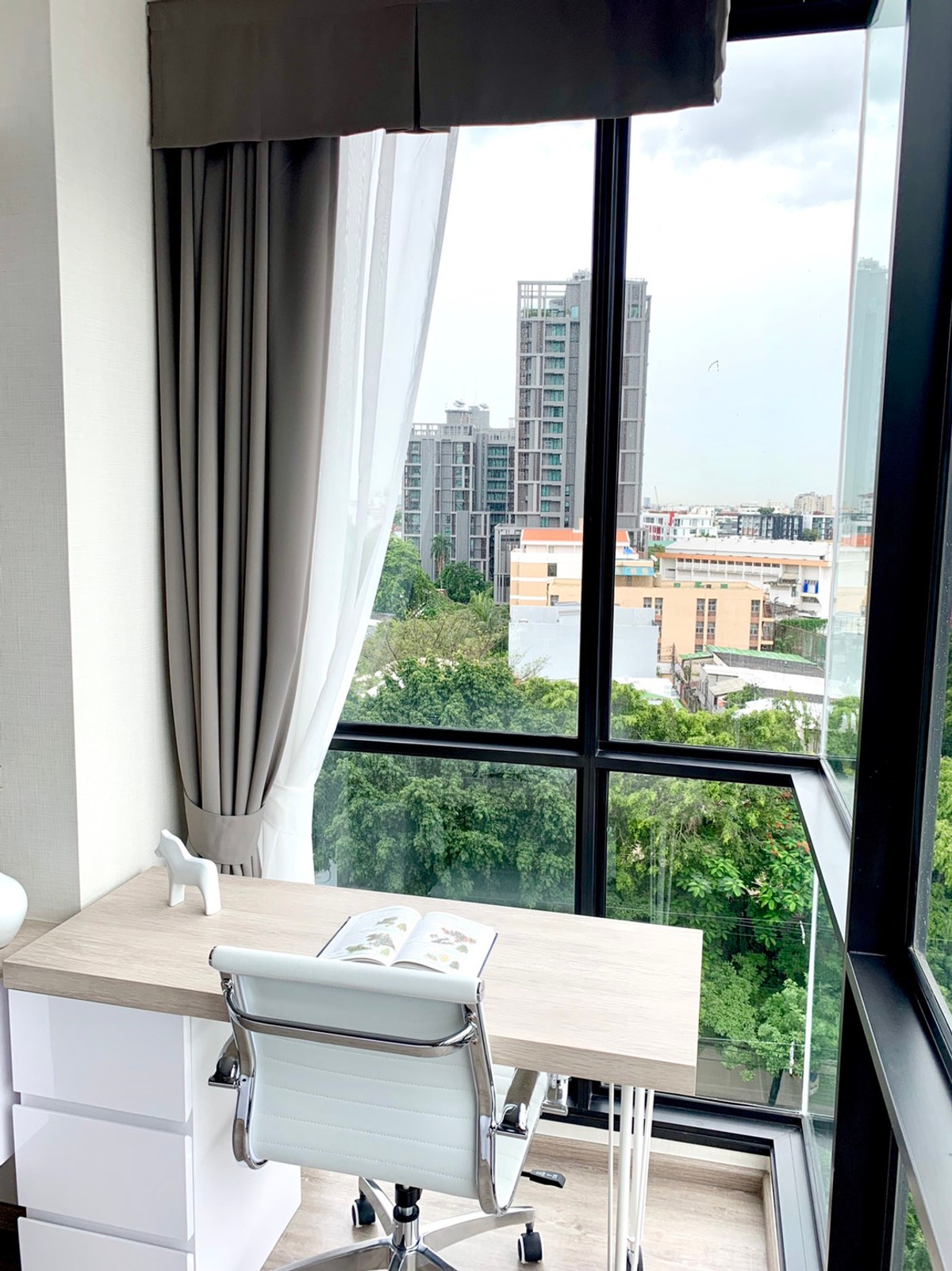 For RentCondoSukhumvit, Asoke, Thonglor : ✨ GT16139 | Condo Rhythm Ekkamai, convenient travel, near BTS, there is a shuttle, beautiful room, fully furnished!!