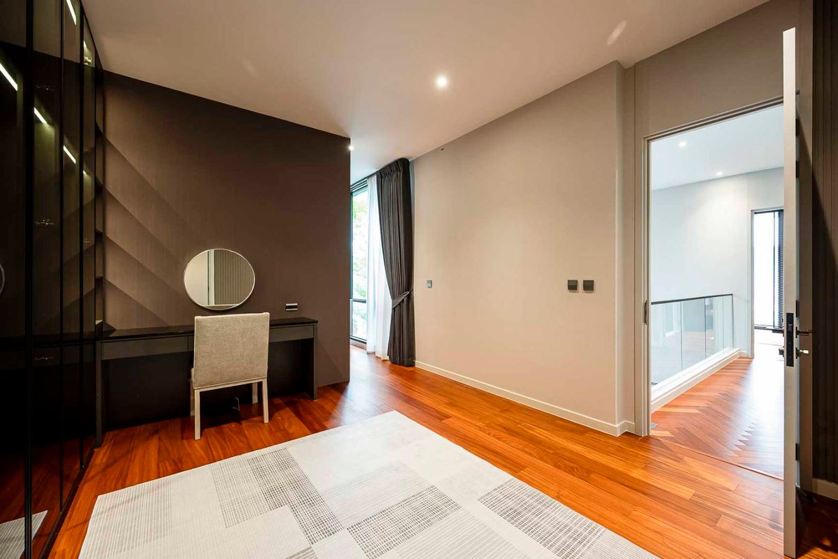 ให้เช่าบ้านพัฒนาการ ศรีนครินทร์ : บ้านเดี่ยวให้เช่า ✨ Bugaan Pattanakarn ✨ 4 ห้องนอน 5 ห้องน้ำ เฟอร์นิเจอร์ และ เครื่องใช้ไฟฟ้าครบ 