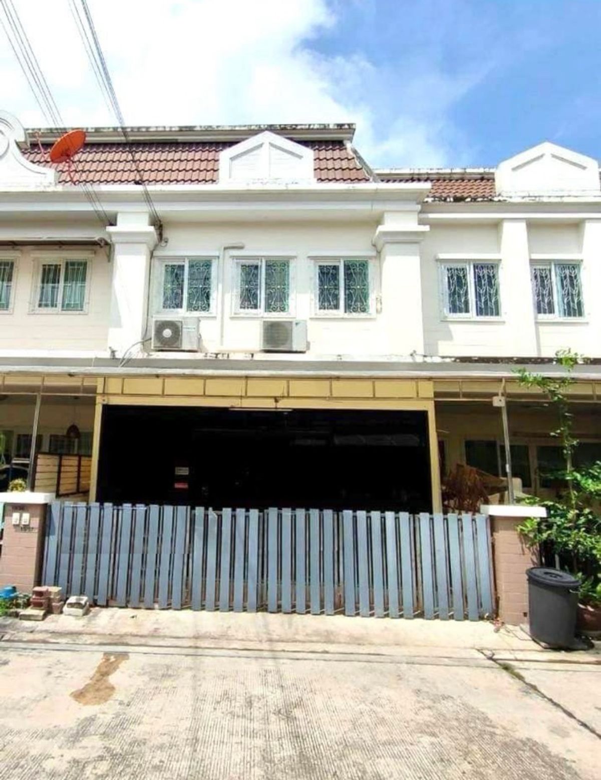 For RentTownhomeKaset Nawamin,Ladplakao : House for rent The Exclusive Nuanchan 56