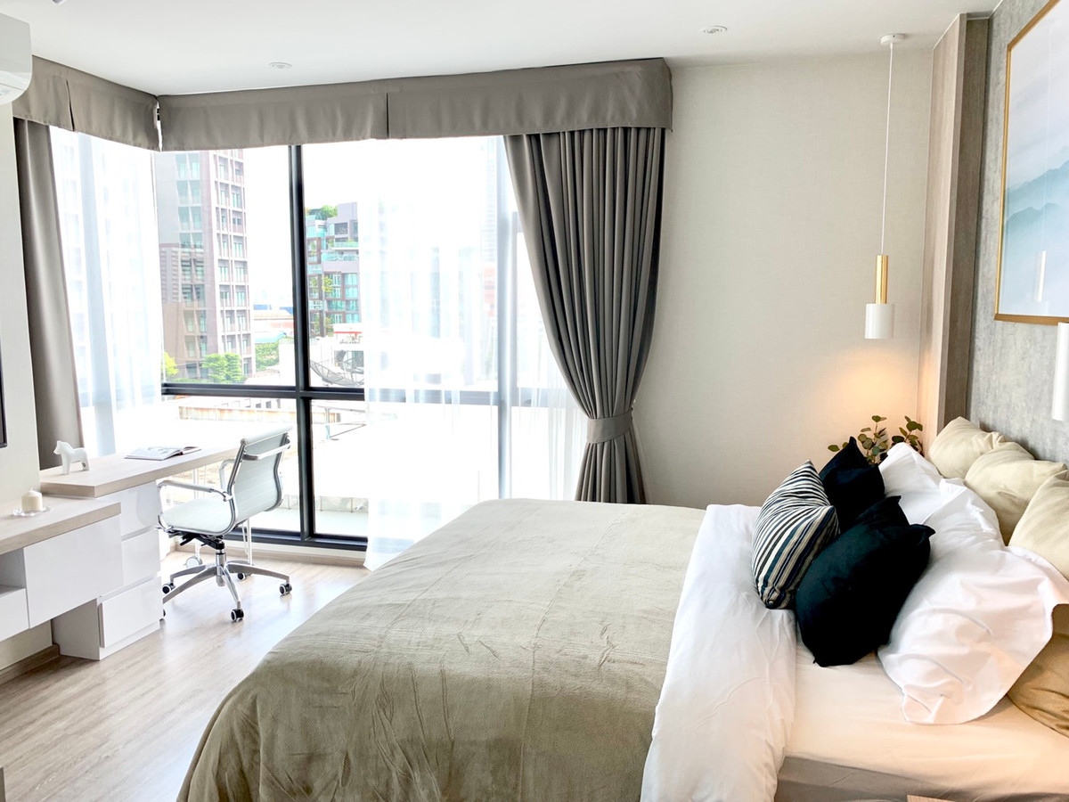 For RentCondoSukhumvit, Asoke, Thonglor : ✨ GT16139 | Condo Rhythm Ekkamai, convenient travel, near BTS, there is a shuttle, beautiful room, fully furnished!!