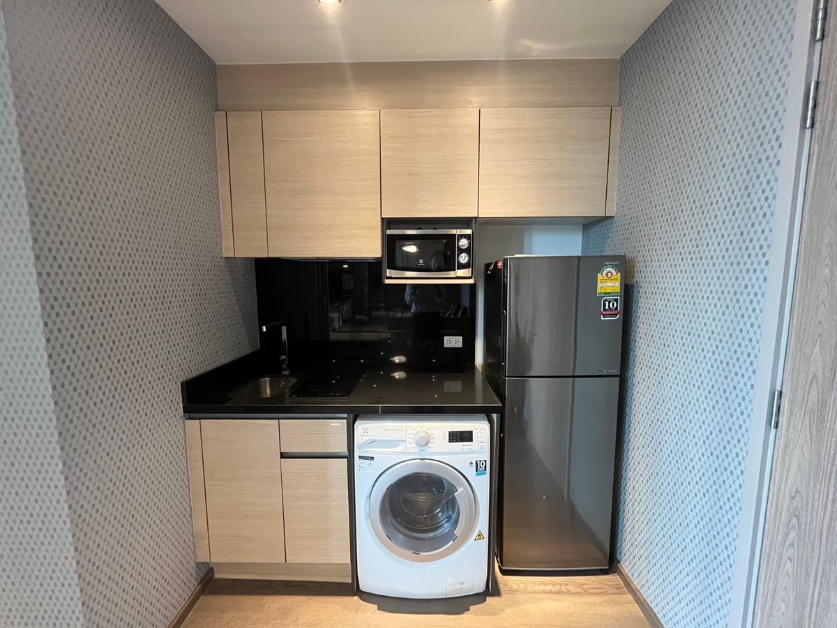 For SaleCondoSukhumvit, Asoke, Thonglor : Hotdeal 11 MB Allin Park 24 Combine Unit | 2 bedrooms, 2 bathrooms, shady garden views in the heart of Sukhumvit 087-808-3690 (FIFA)