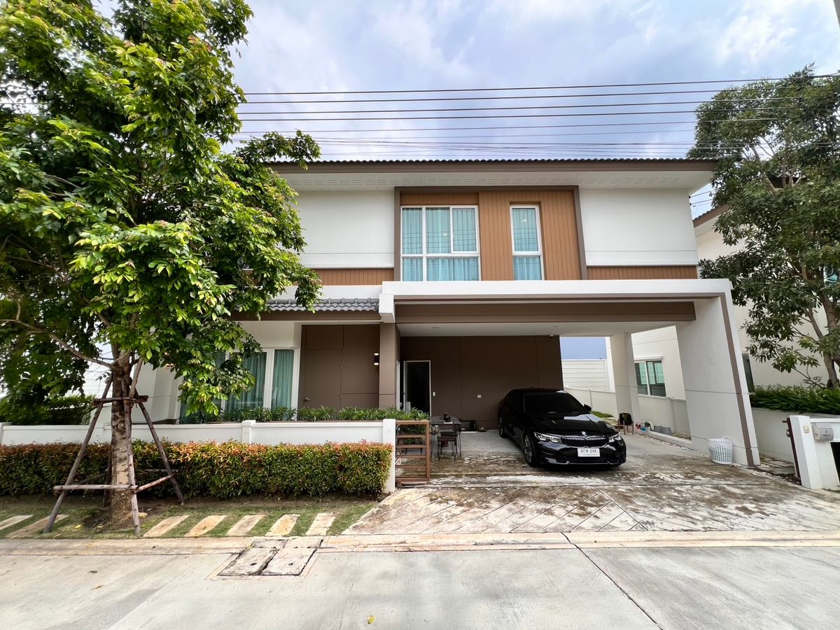 ขายบ้านปทุมธานี รังสิต ธรรมศาสตร์ : ขาย / ให้เช่า  บ้านเดี่ยว 2 ชั้น  Moden Rangsit Klong 4-Wongwaen